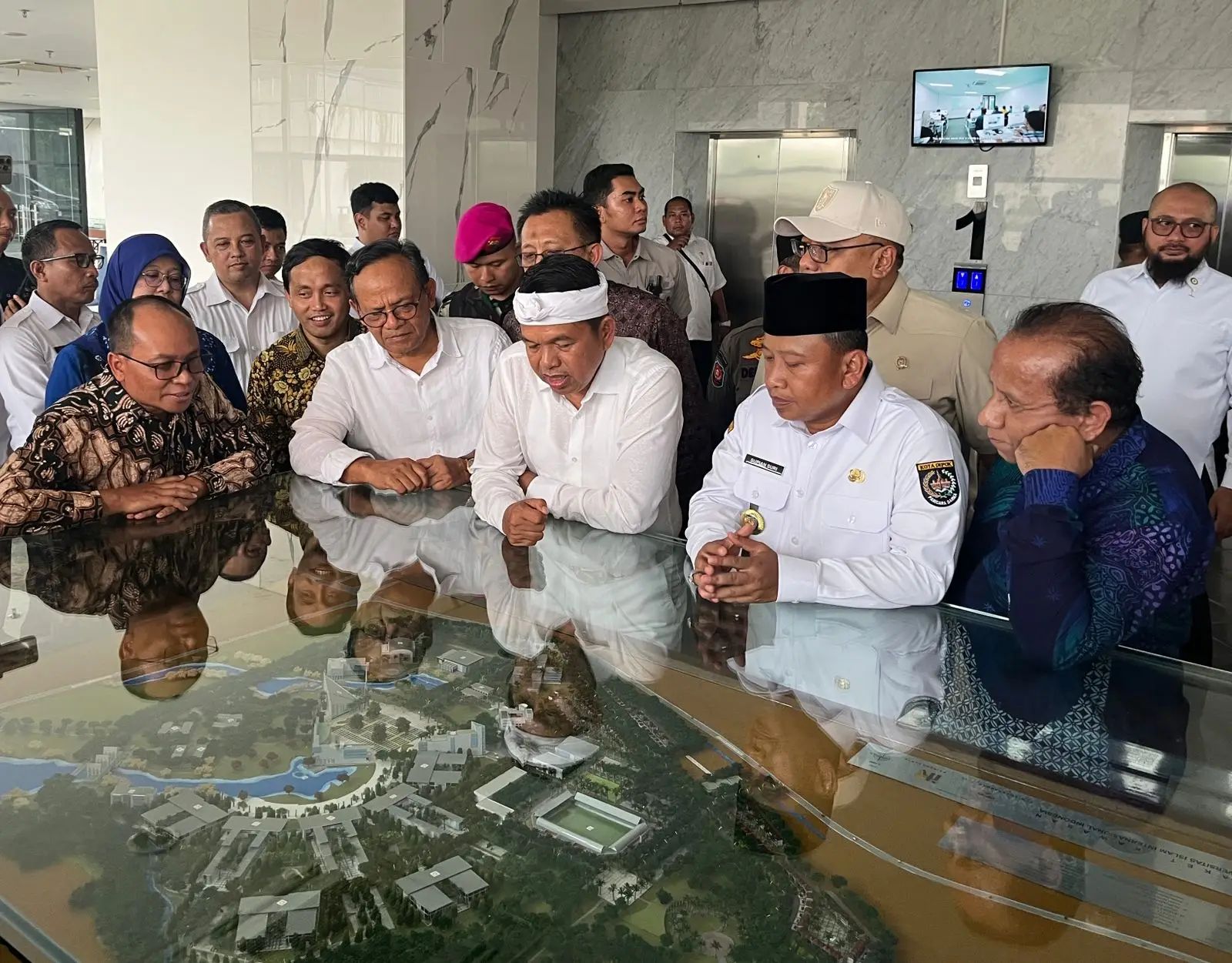 3xBWwonLi8nWW3xo7ED2pvsGrCC4cTZrJypmzFOx