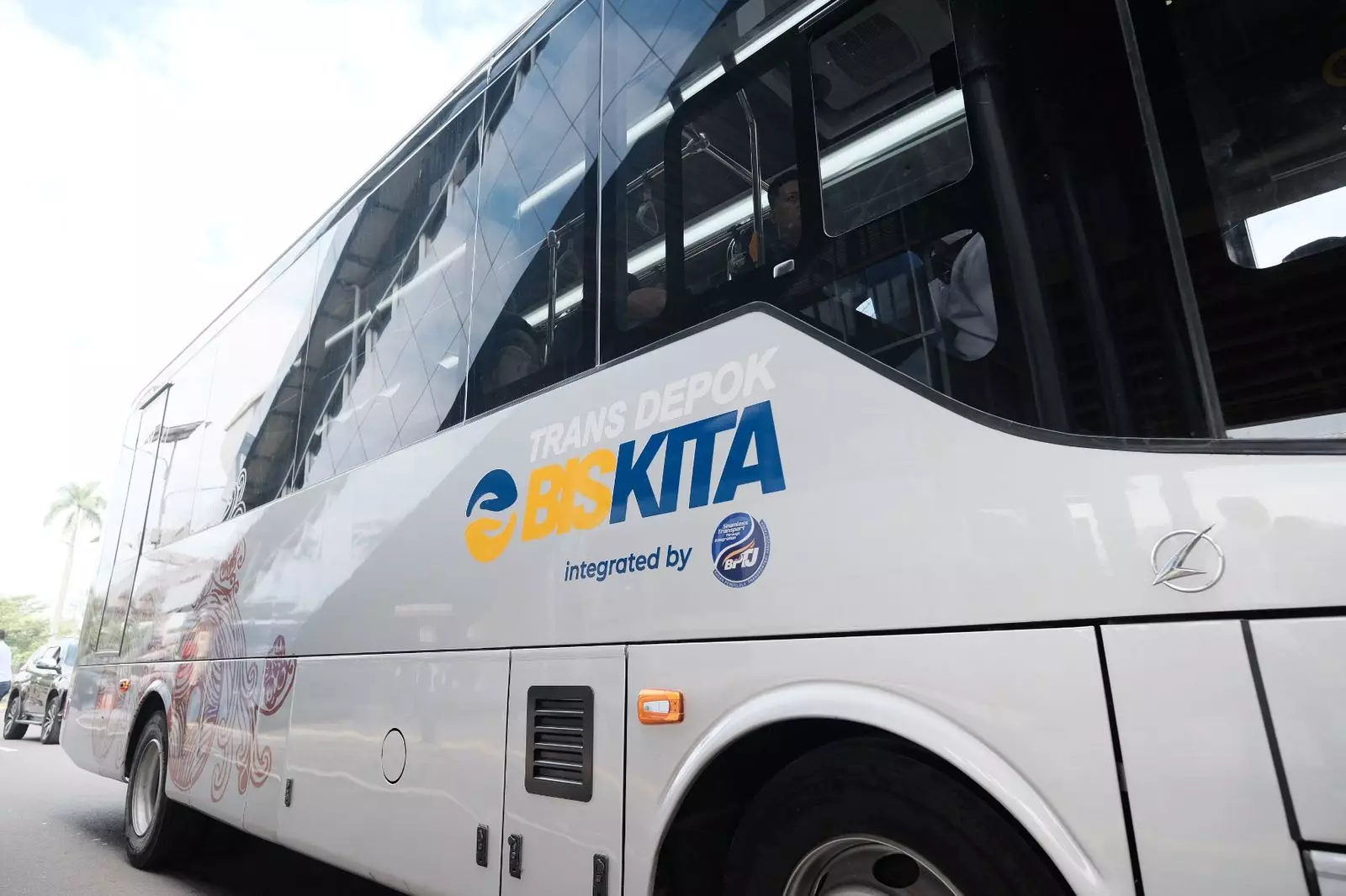 7JhEAZK2FAVV8H1SXTv23fXzwACCP4LVM9dYf0sS