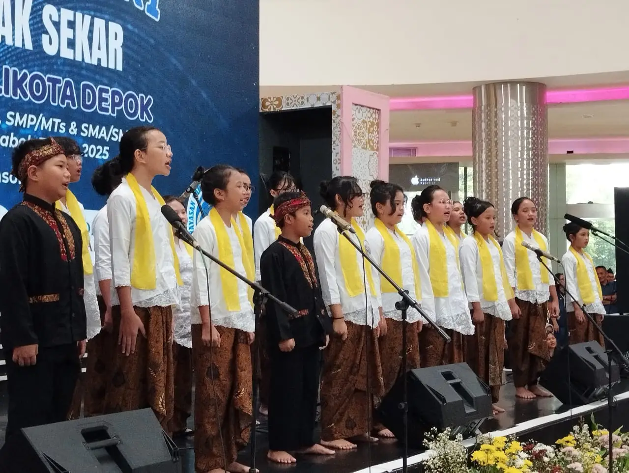 JtOHdgdmkypXvn1DlcoQxVmgMR4w4j9e55a8SxLL