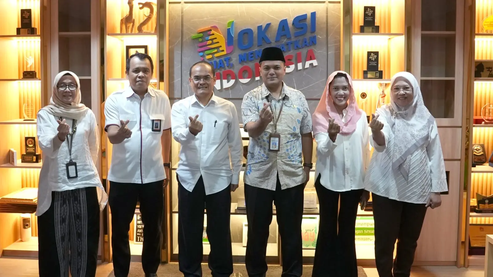 Vu4E5QHGb6g34RB6Ox5TcQvjbcJVdcTcKKUTUT8d