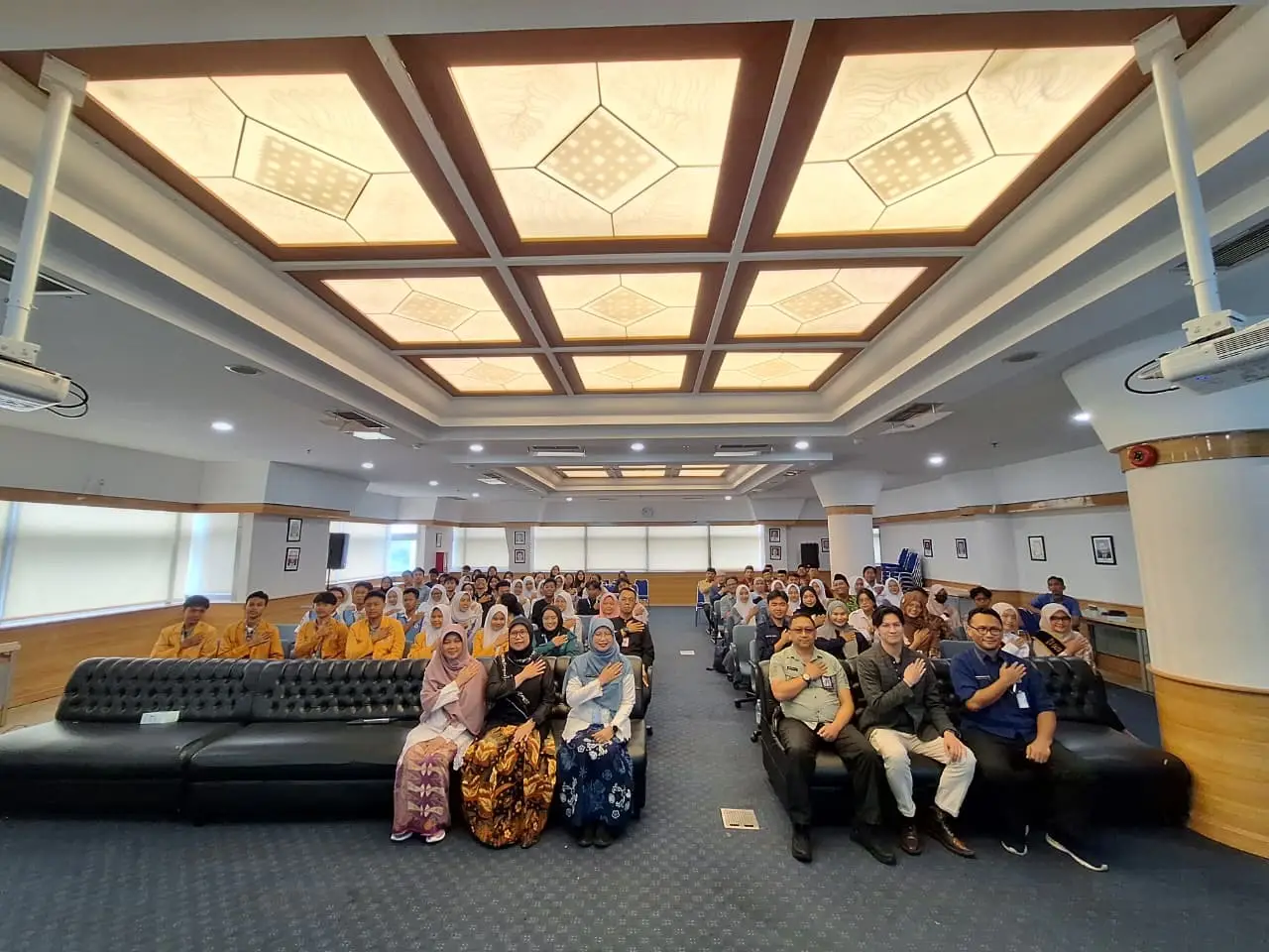 S42Ayijme3U3ghEoDn38VrLVqrGwDNSIcObRLNiV