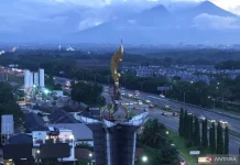 Kujang Raksasa di Gerbang Bogor: Tugu Pancakarsa Mengukir Ulang Identitas Kabupaten