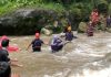 Lima Wisatawan Terjebak Arus Deras di Curug Seribu Bogor Berhasil Dievakuasi Tim Gabungan