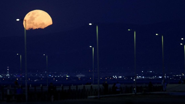 melihat-keindahan-super-moon-di-berbagai-negara-1762511936357_169