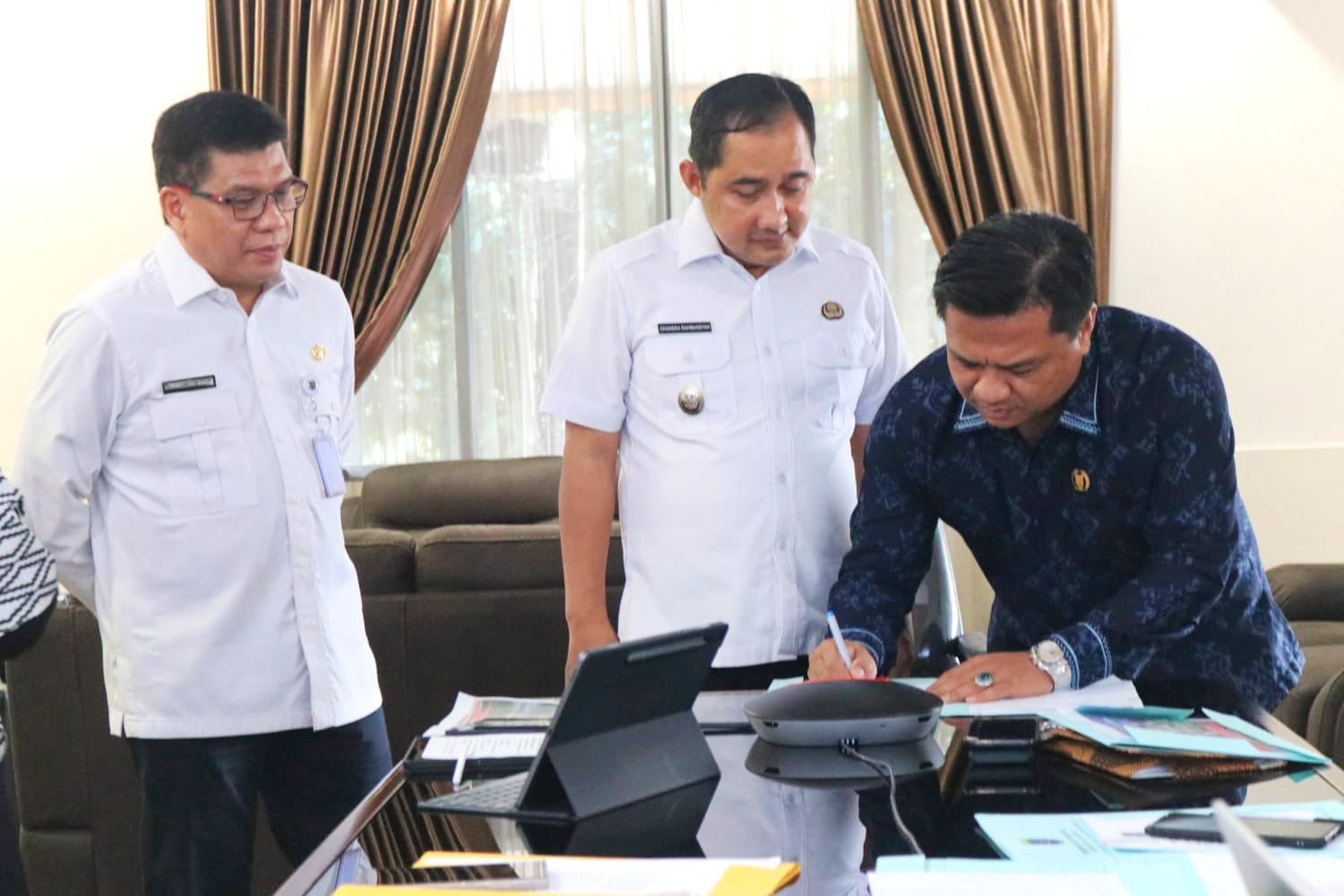 050ccc8c-d197-4b5d-a21a-7184d9f41ba0