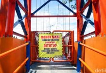 Jembatan Juara Alun-Alun Barat Depok Masih Ditutup Pasca Musibah