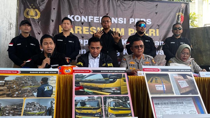 bareskrim-polri-tetapkan-4-tersangka-kasus-peredaran-daging-impor-kedaluwarsa-ondangdetikcom-1773651331889_169