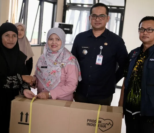 Intervensi Kemensos di Cipayung: Kucurkan Rp847 Juta Lewat Program ATENSI guna Dongkrak IPM Depok