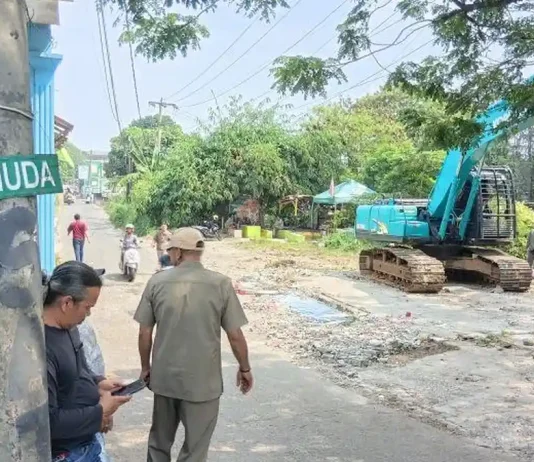 Urai Kemacetan Sawangan, Rekonstruksi Jalan Enggram–Pemuda Dimulai Bersamaan dengan Penutupan Jalur