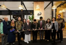 Diplomasi Nasi Bungkus dan Kopi Giling Basah, Pandawa Warung Kopi Taklukkan Pasar Kuliner Sydney